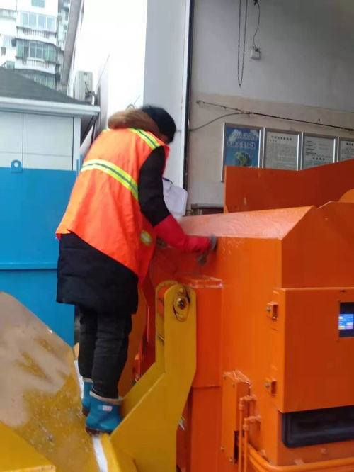 上饶环卫II标准化作业第四期 环境卫生公共设施安装服务顺利开展